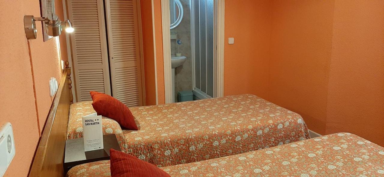 Twin Room with Shared Bathroom,1006754032:JPEG